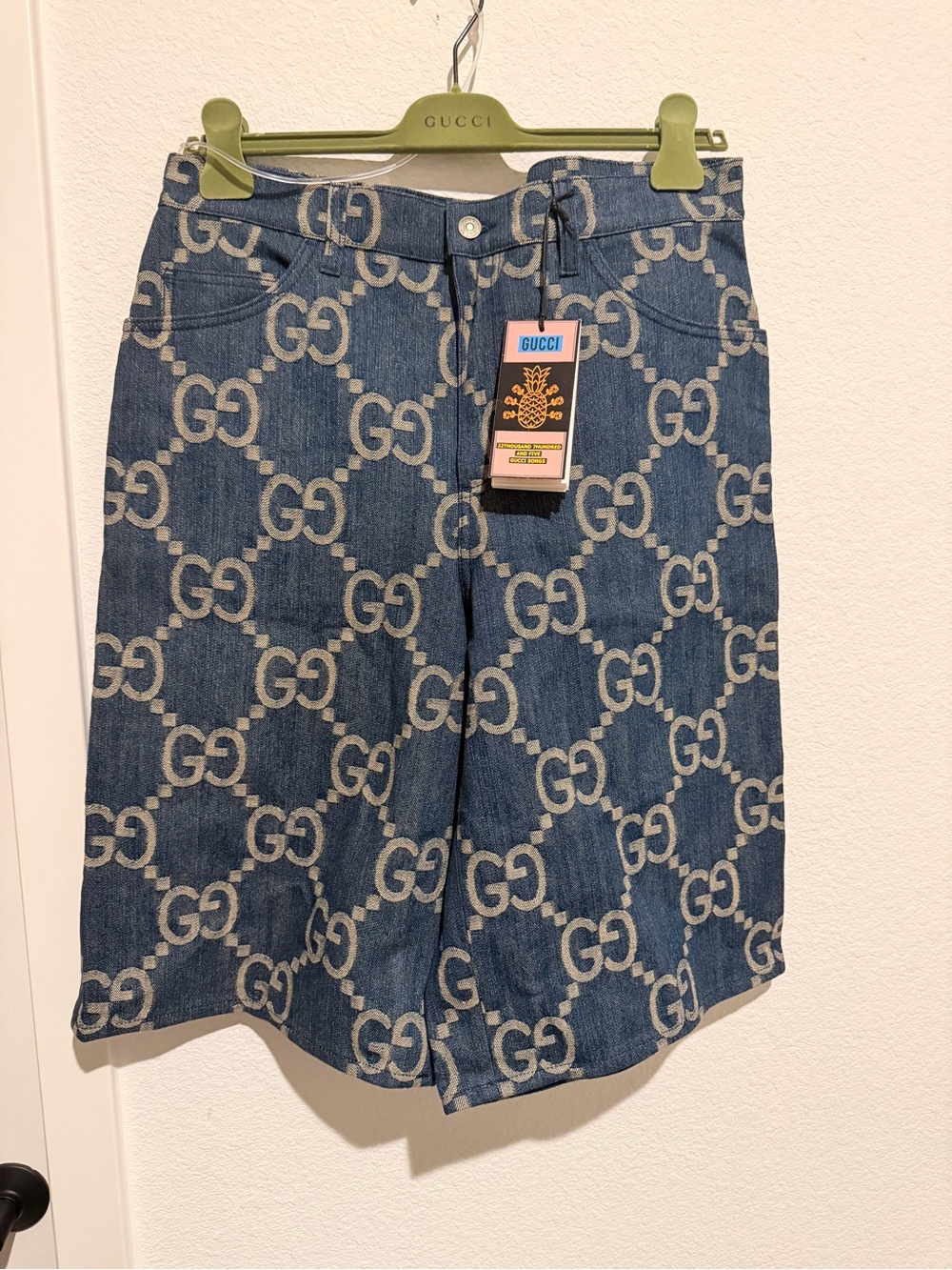 Authentic Gucci Blue Beige GG Denim Shorts with Logo Jacquard